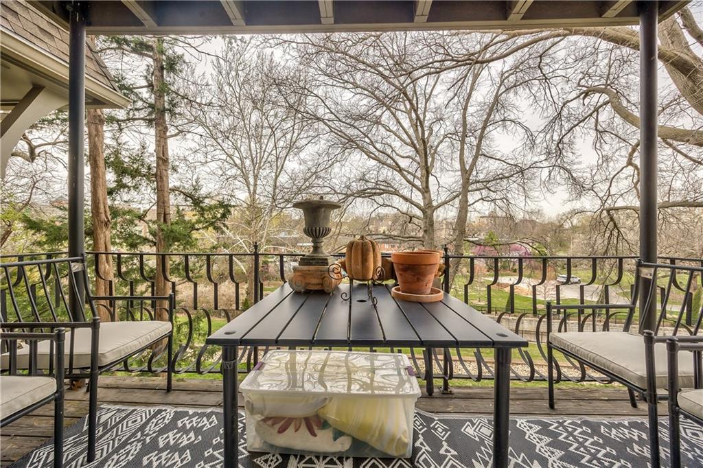 Listing Photo MLS #HMS2622930