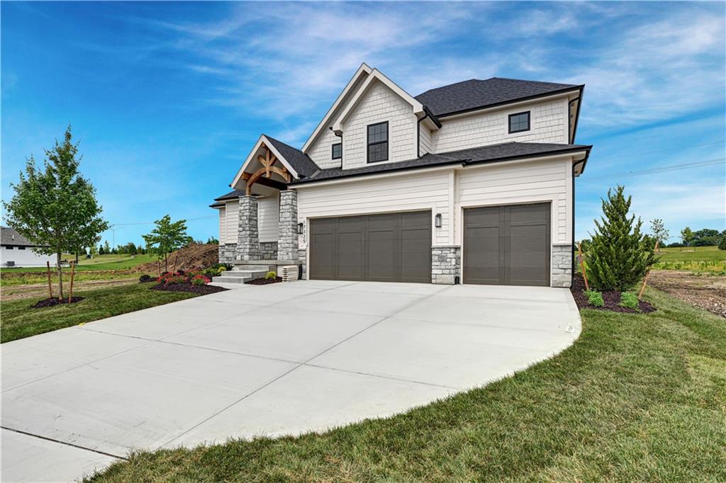 Listing Photo MLS #HMS2623012