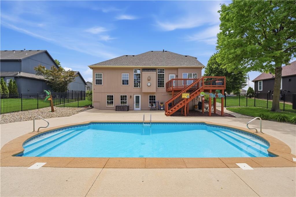Listing Photo MLS #HMS2623030