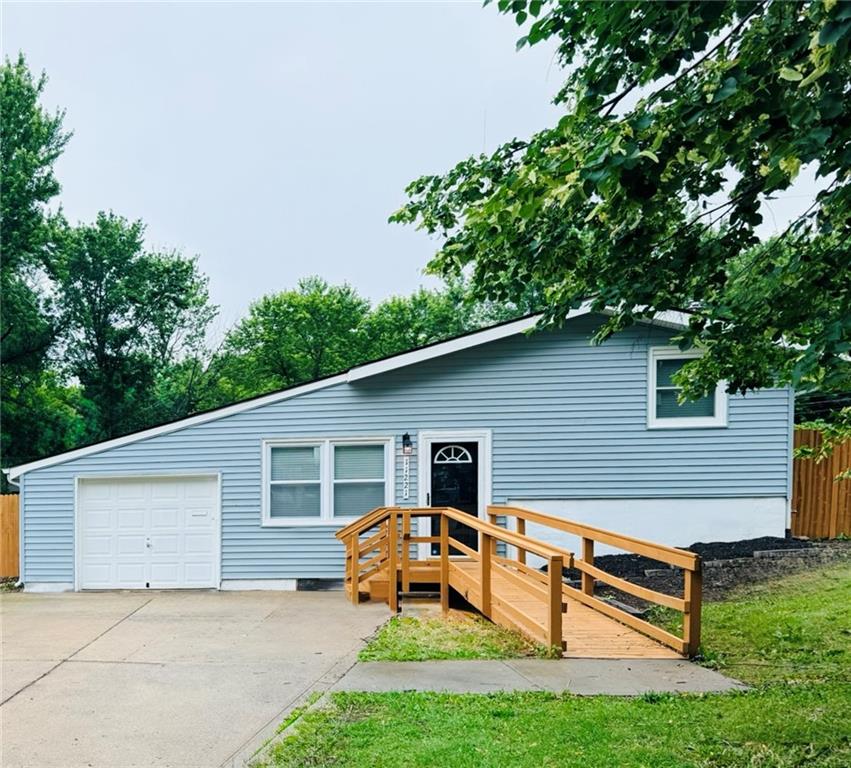 Listing Photo MLS #HMS2623199