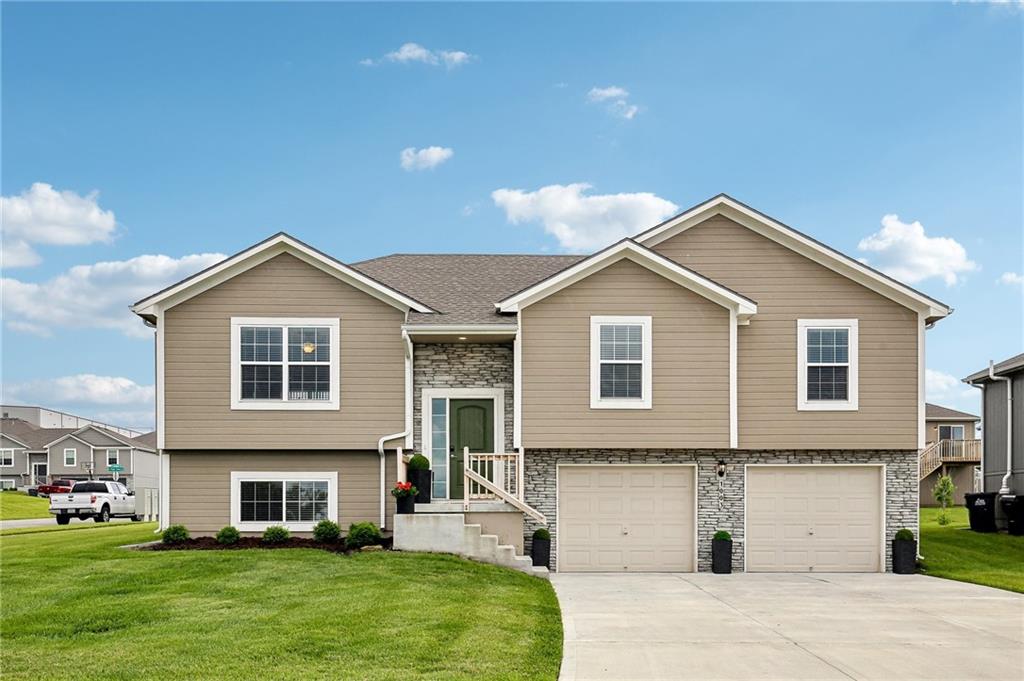 Listing Photo MLS #HMS2623200