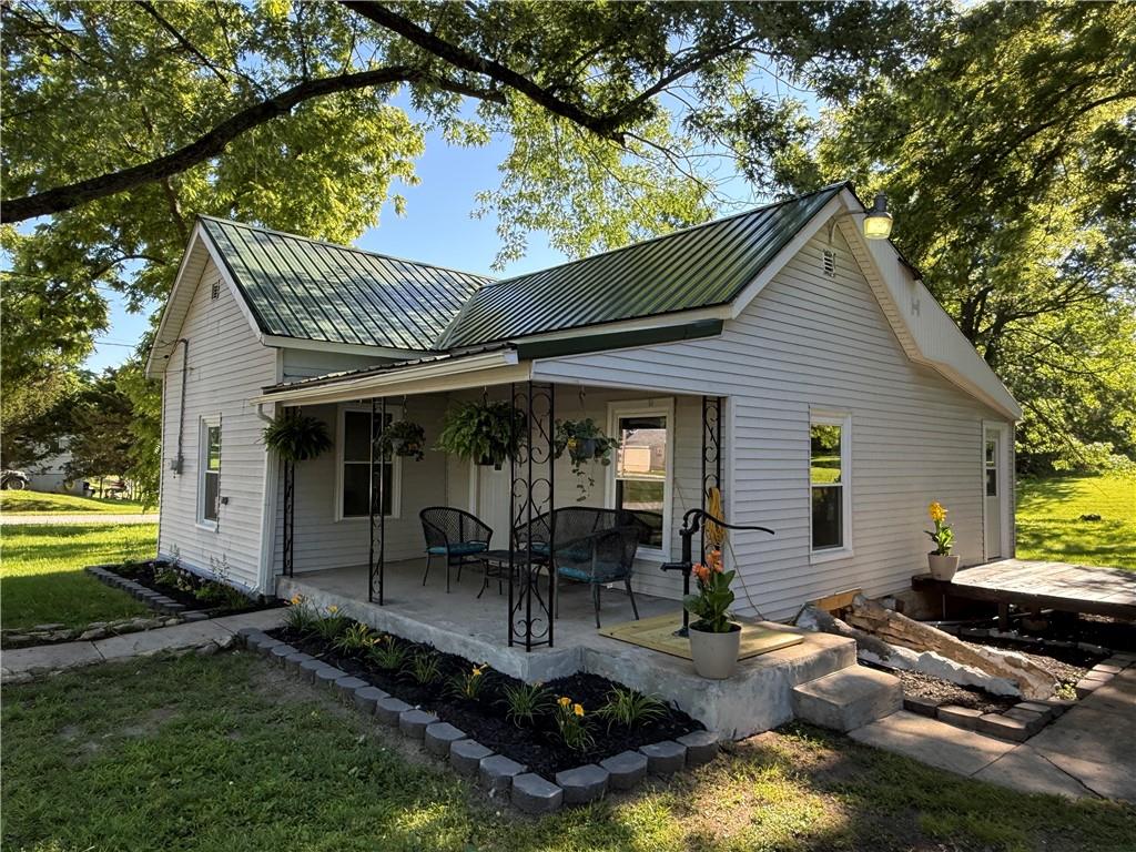 Listing Photo MLS #HMS2623318