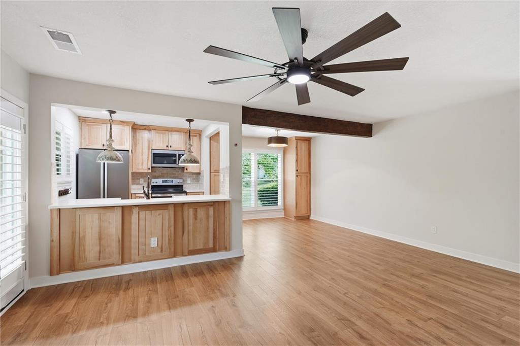 Listing Photo MLS #HMS2623471