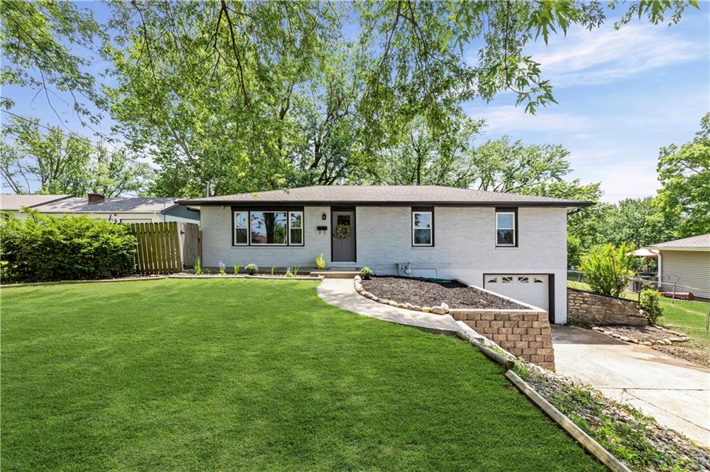 Listing Photo MLS #HMS2623614