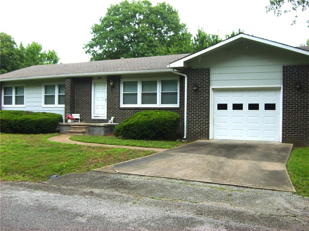 Listing Photo MLS #HMS2623759