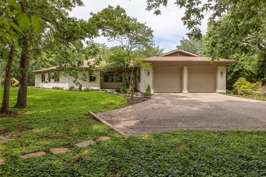 Listing Photo MLS #HMS2623865