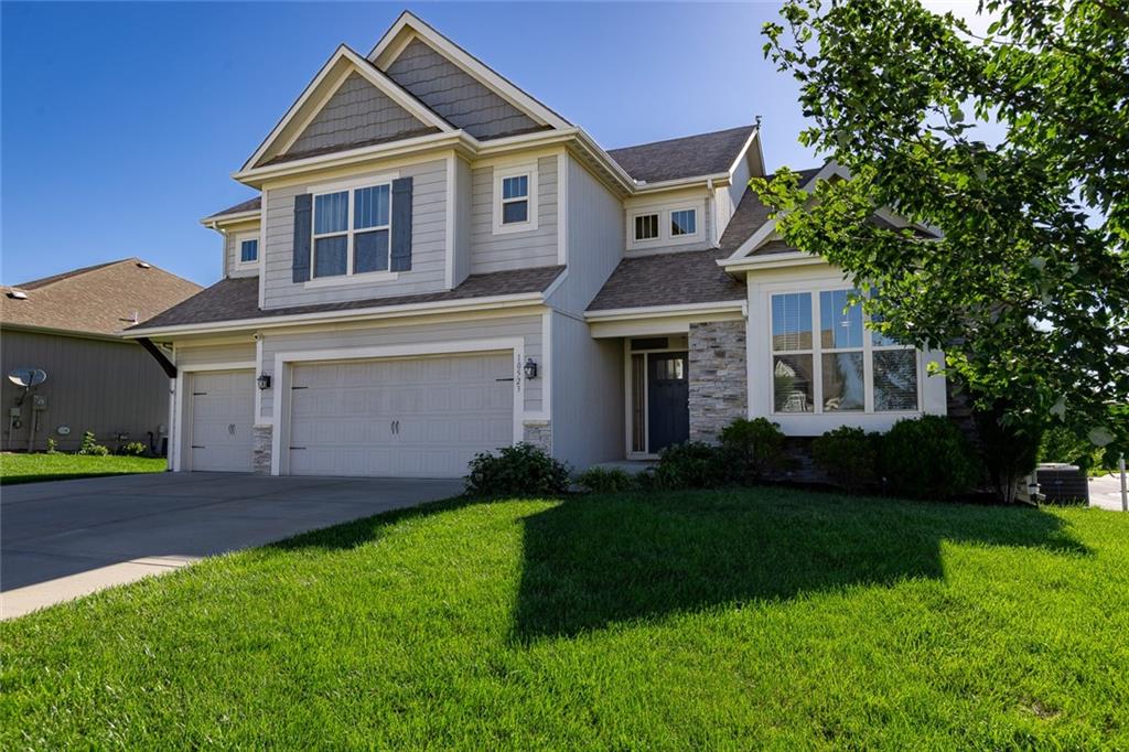 Listing Photo MLS #HMS2623891