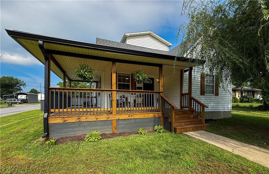 Listing Photo MLS #HMS2624048