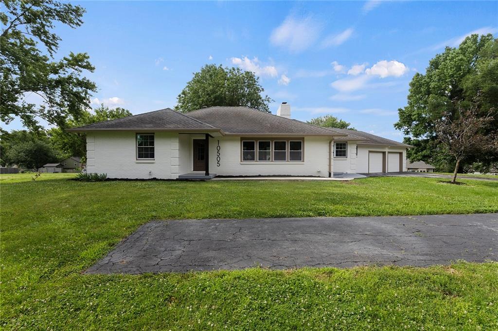 Listing Photo MLS #HMS2624292
