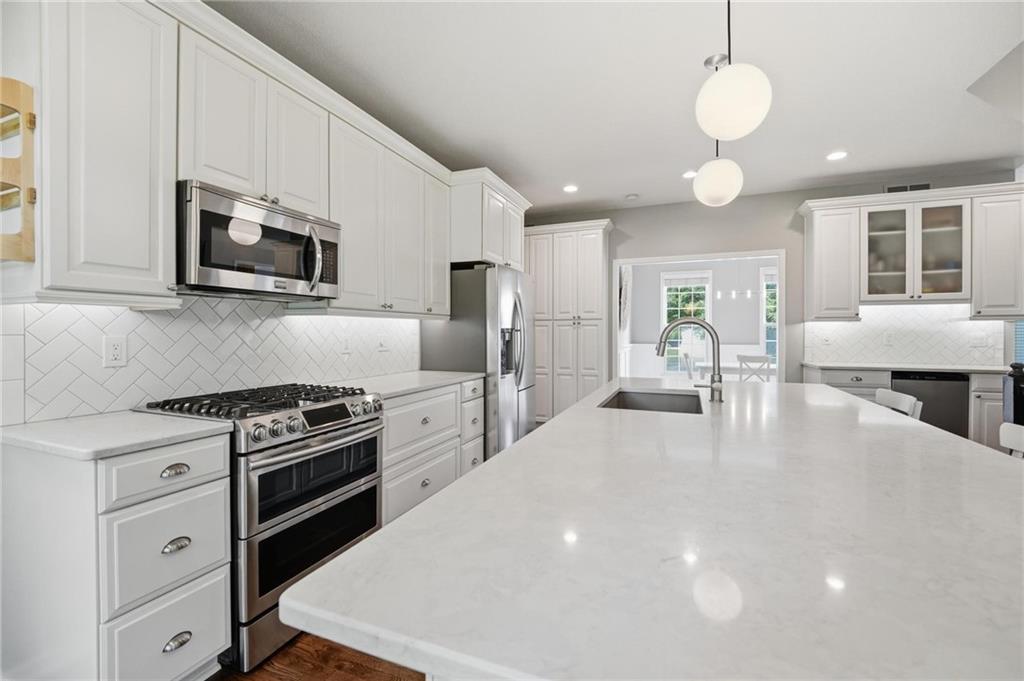 Listing Photo MLS #HMS2624568