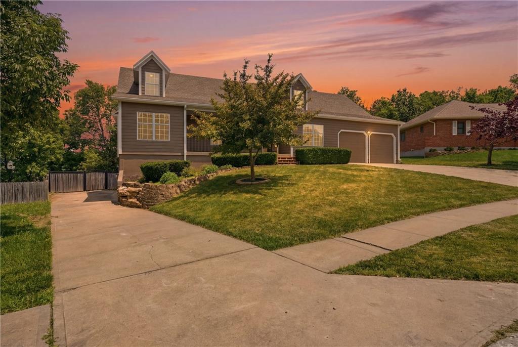 Listing Photo MLS #HMS2624628