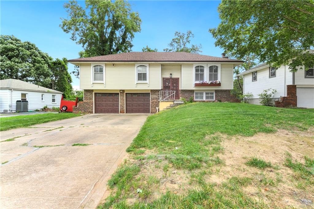 Listing Photo MLS #HMS2624637
