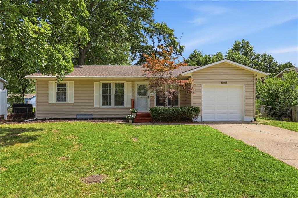 Listing Photo MLS #HMS2624736