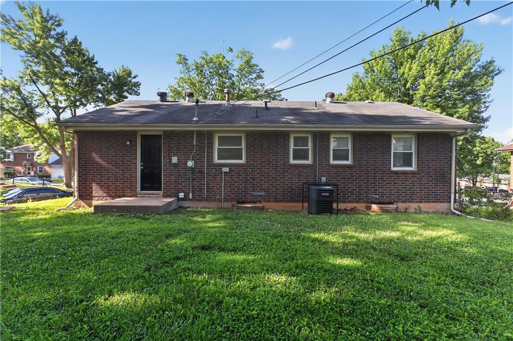 Listing Photo MLS #HMS2625078