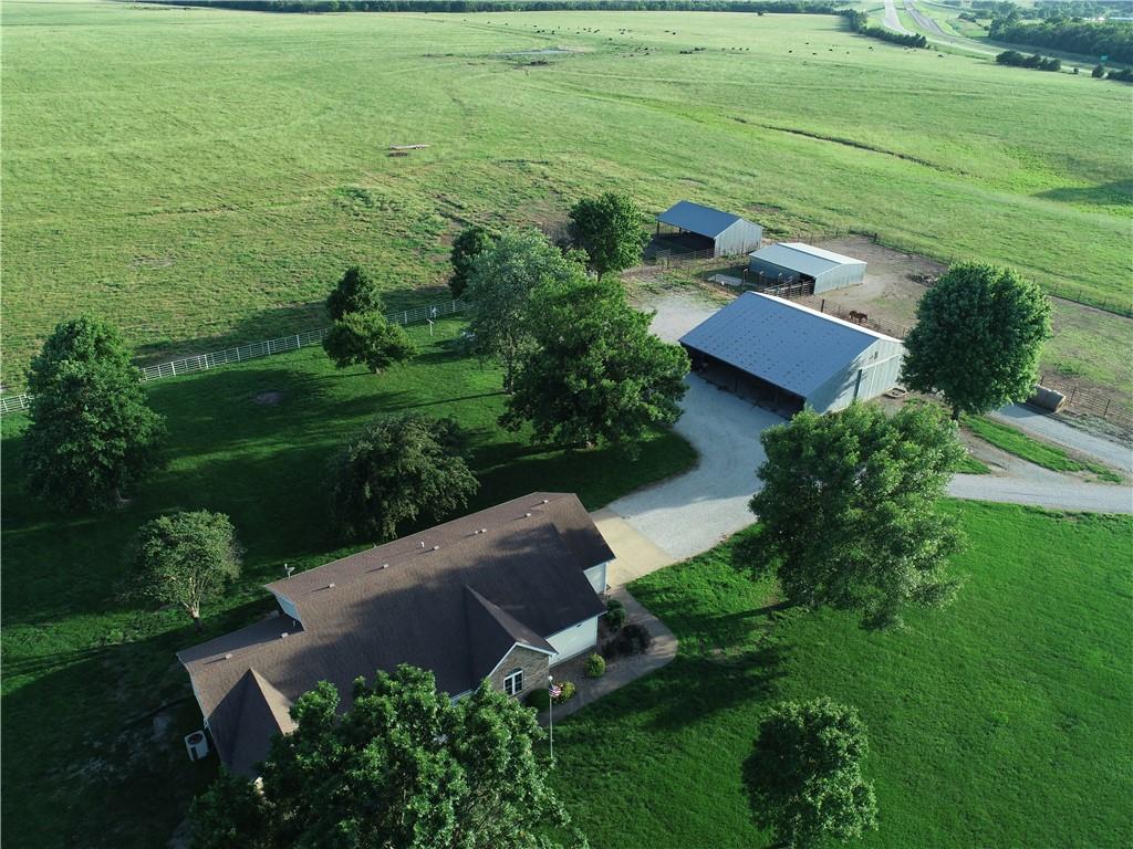 Listing Photo MLS #HMS2625106