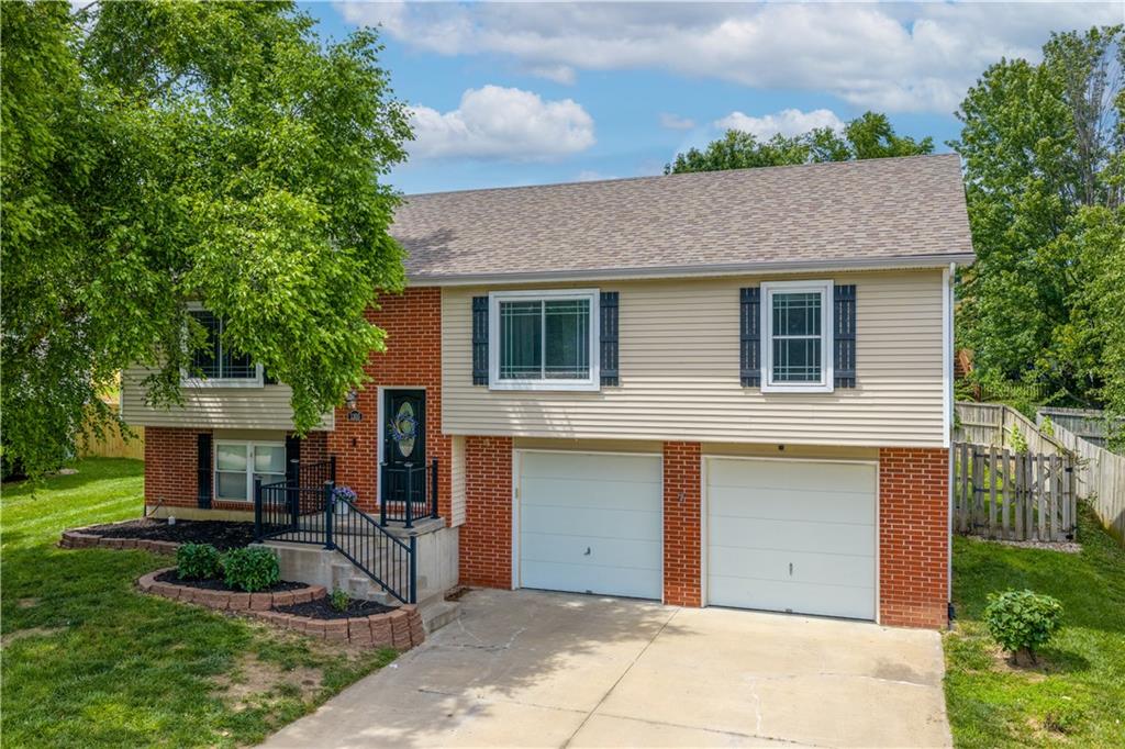 Listing Photo MLS #HMS2625363