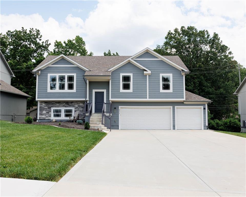 Listing Photo MLS #HMS2625424