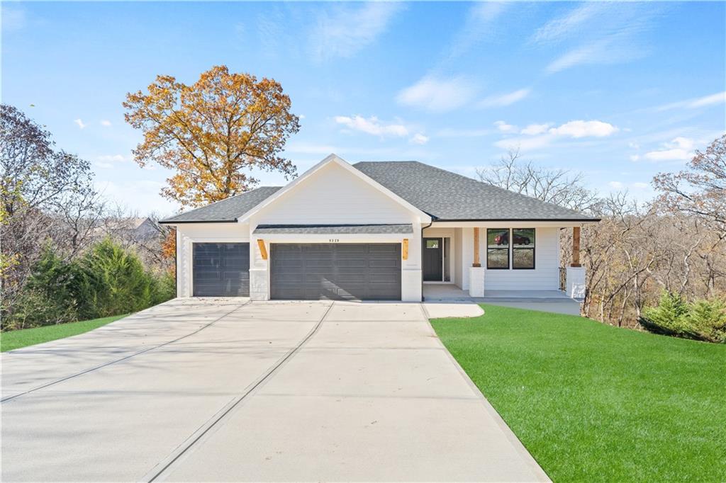 Listing Photo MLS #HMS2625425