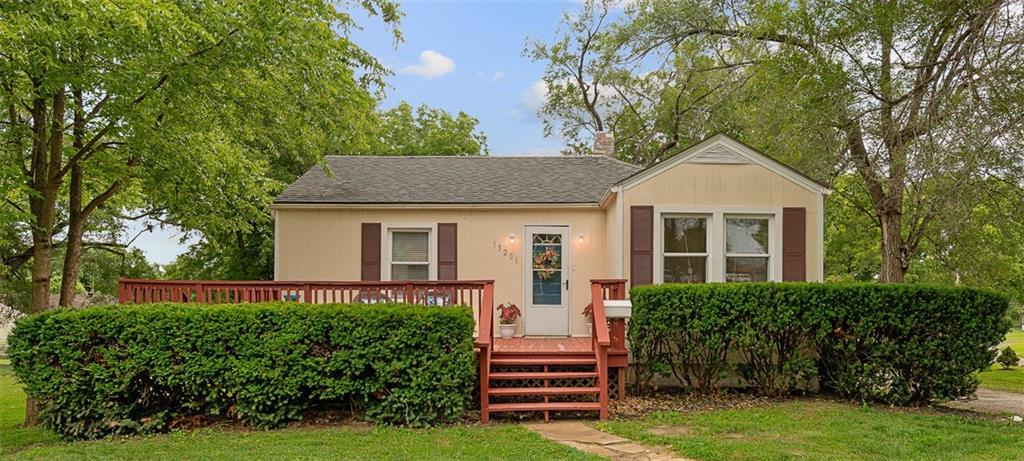 Listing Photo MLS #HMS2625435