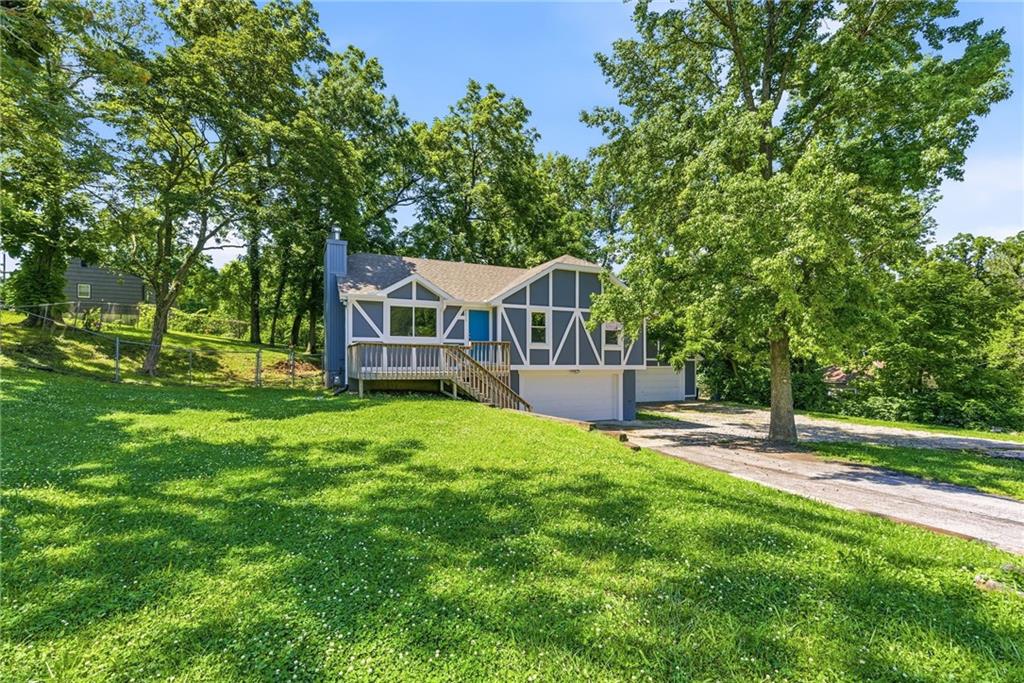Listing Photo MLS #HMS2625464