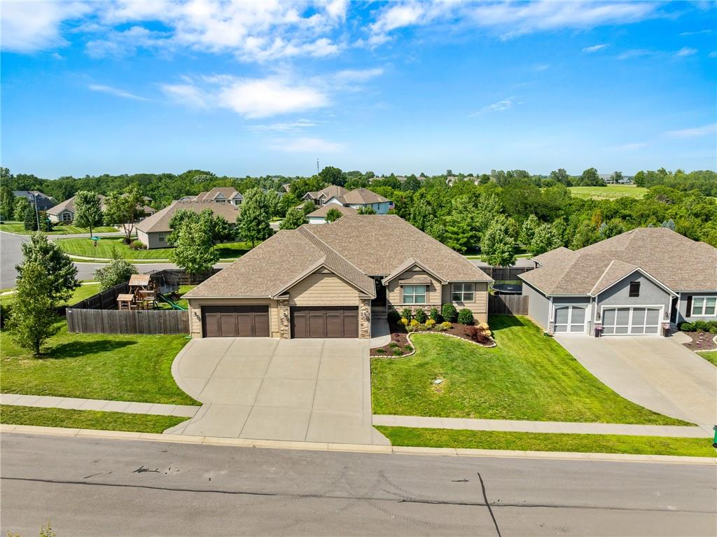 Listing Photo MLS #HMS2625506