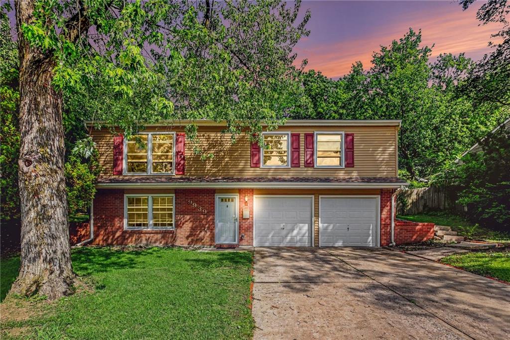 Listing Photo MLS #HMS2625568