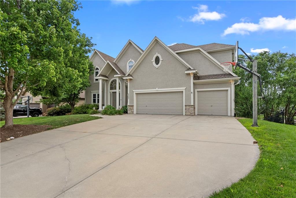 Listing Photo MLS #HMS2625654