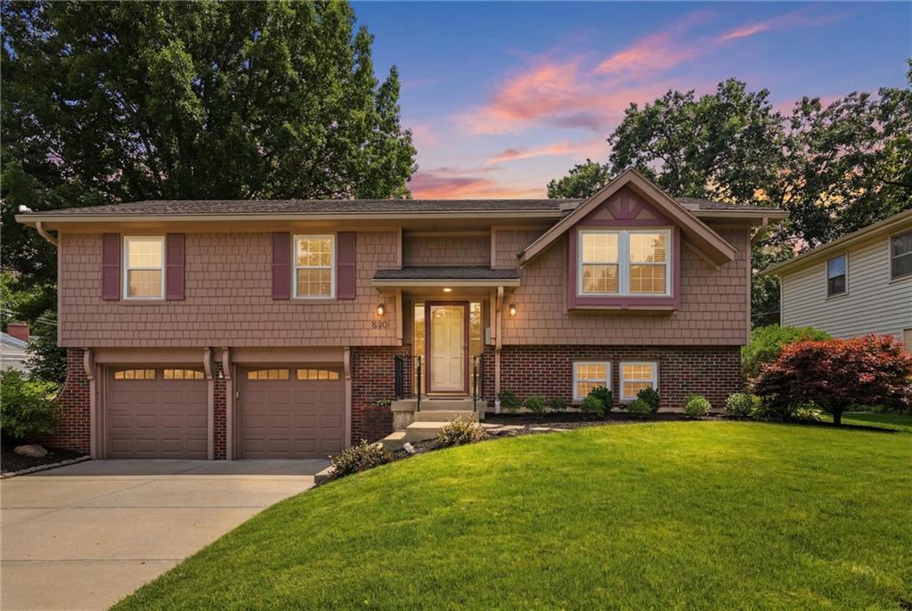 Listing Photo MLS #HMS2625747