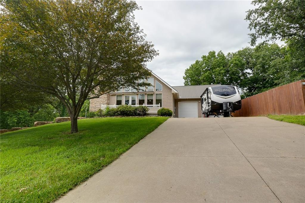 Listing Photo MLS #HMS2625783
