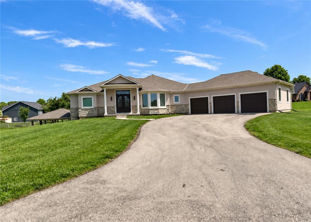 Listing Photo MLS #HMS2625785