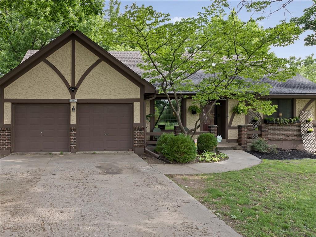 Listing Photo MLS #HMS2625852