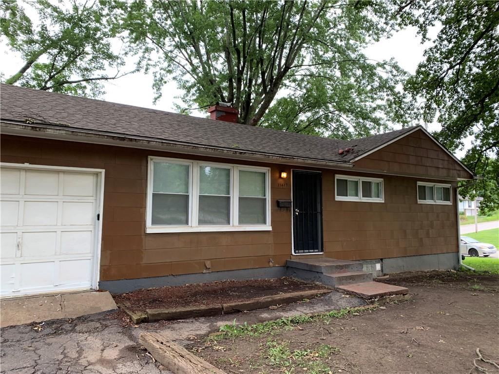 Listing Photo MLS #HMS2625900