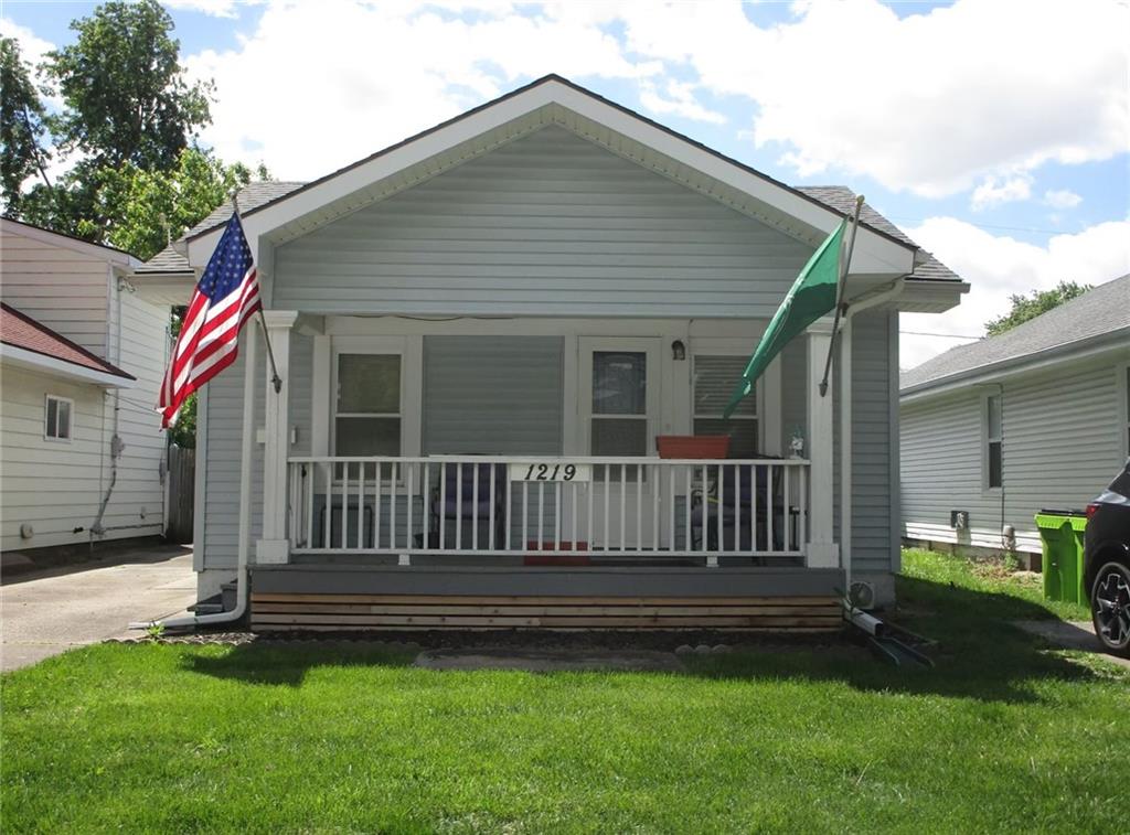Listing Photo MLS #HMS2625979