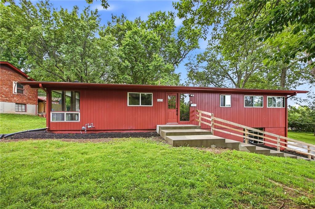 Listing Photo MLS #HMS2626435
