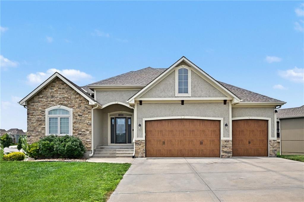Listing Photo MLS #HMS2626536