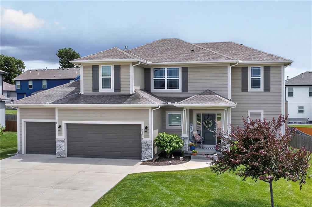 Listing Photo MLS #HMS2626710