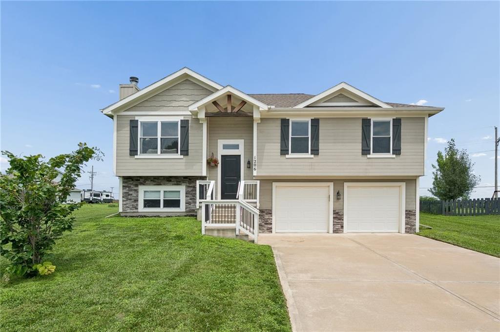 Listing Photo MLS #HMS2626865