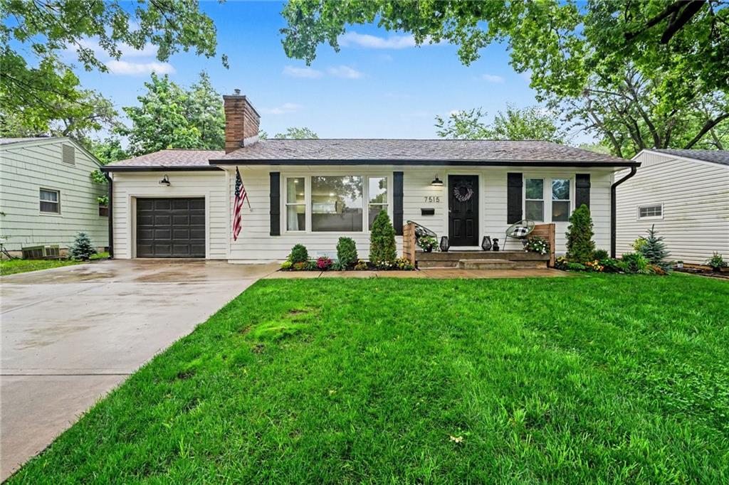 Listing Photo MLS #HMS2626987
