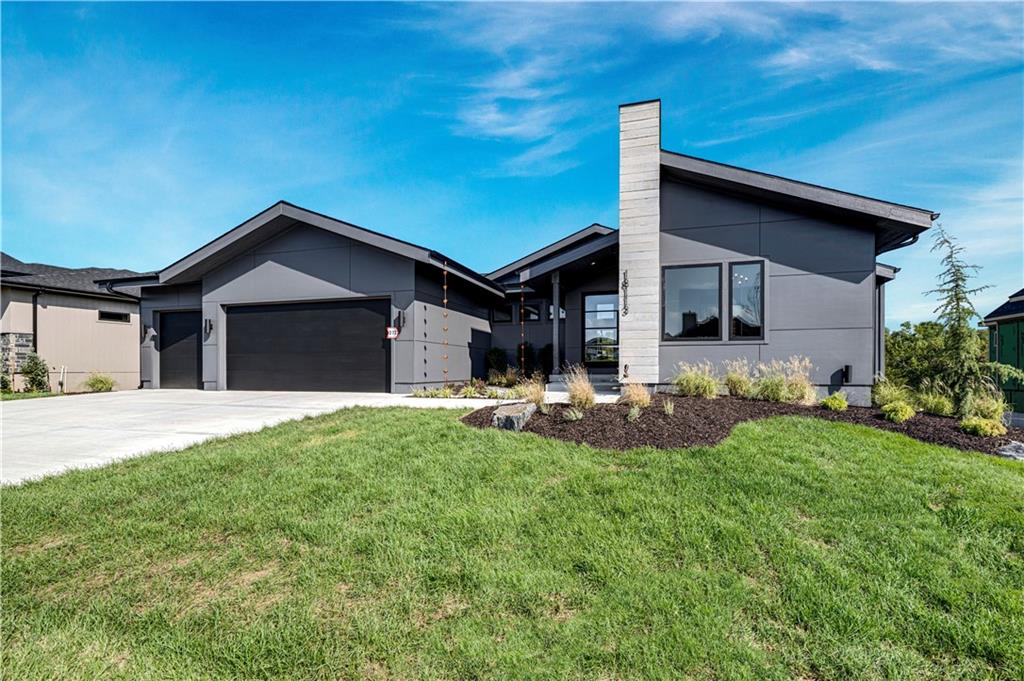 Listing Photo MLS #HMS2627020