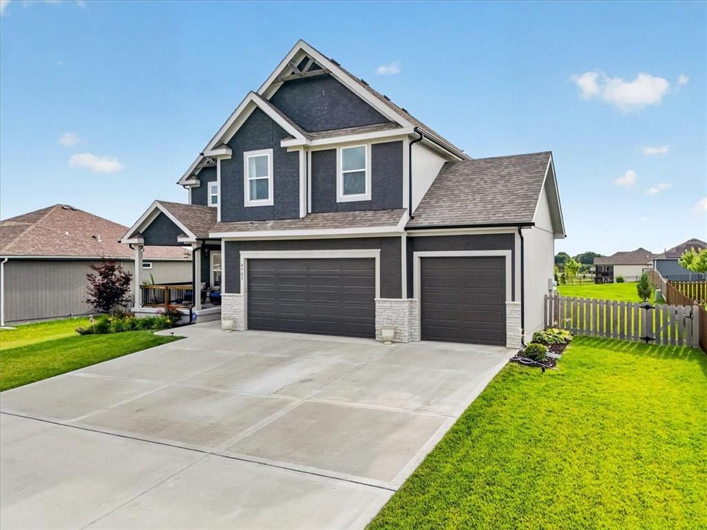 Listing Photo MLS #HMS2627021