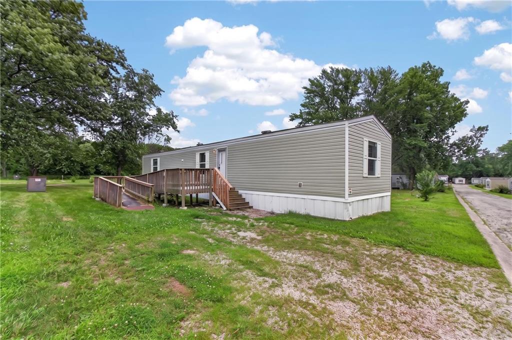 Listing Photo MLS #HMS2627075