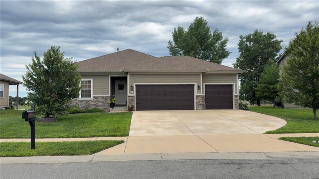 Listing Photo MLS #HMS2627105
