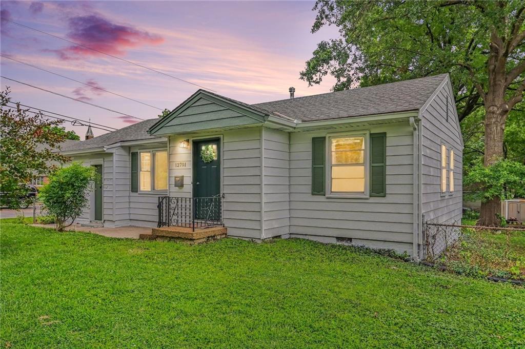 Listing Photo MLS #HMS2627114