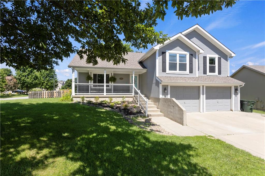 Listing Photo MLS #HMS2627115