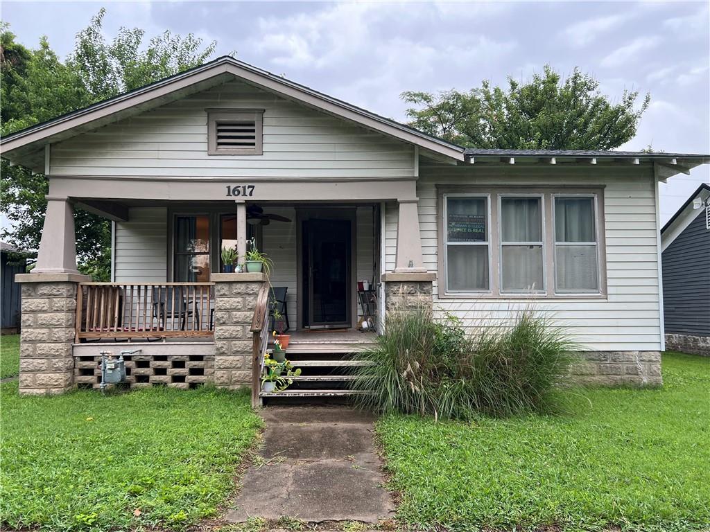 Listing Photo MLS #HMS2627146