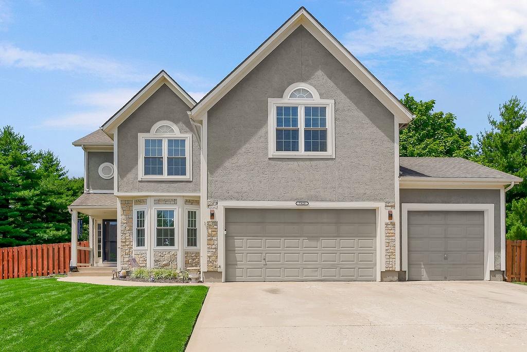 Listing Photo MLS #HMS2627250