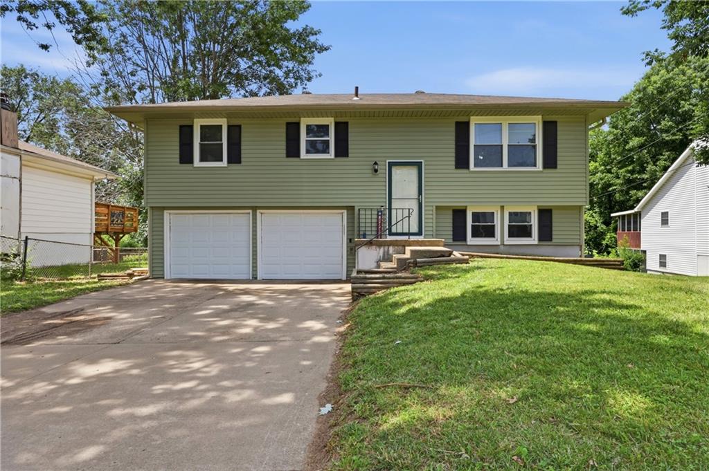 Listing Photo MLS #HMS2627331