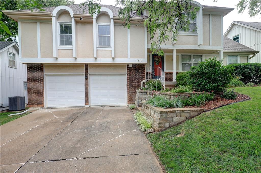 Listing Photo MLS #HMS2627372