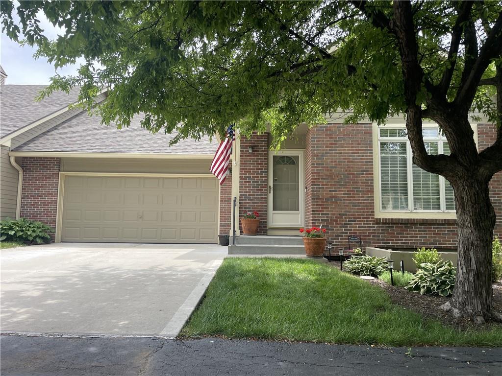 Listing Photo MLS #HMS2627407