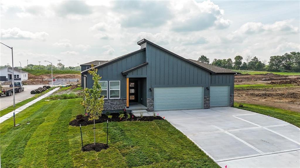 Listing Photo MLS #HMS2627467